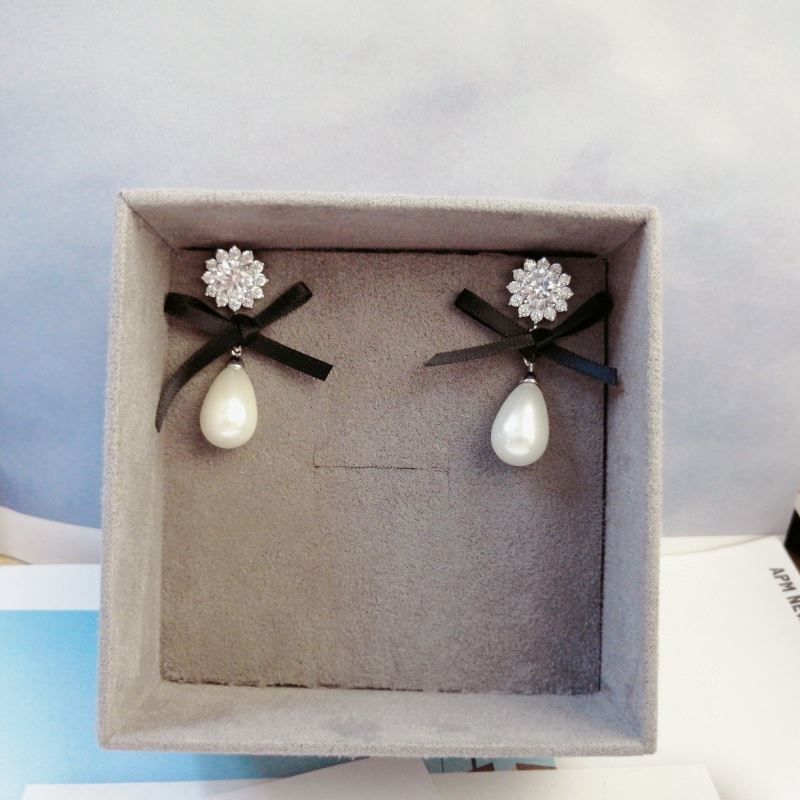 Hefang Earrings